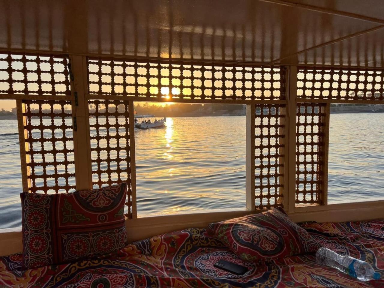 Hotel Nile Felucca Adventure Assuan Esterno foto